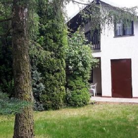 Sezon--2026-Samodzielny, ogrodzony dom nad jeziorem Ługowskim