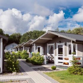 Domki i apartament w Chłopach , 200 metrów do plaży Domki i apartament w Chłopach , 200 metrów do plaży