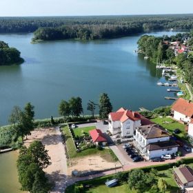 Zapraszam nad jez.Nidzkie  do domku całorocznego 100m do plaży 609 619 934